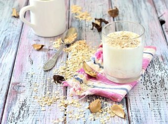 Bere latte di avena: ecco tutti i benefici