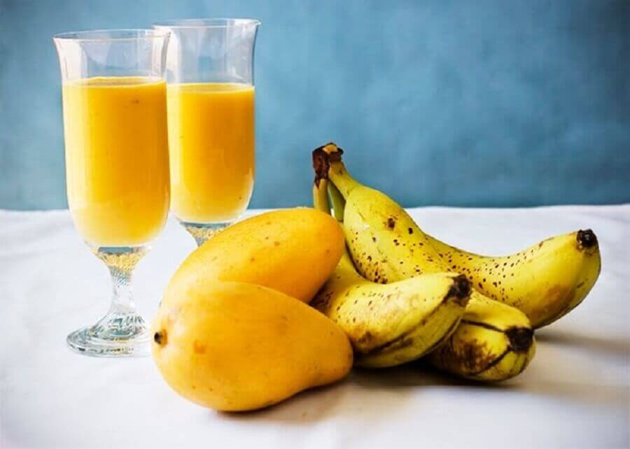 Frullato al mango e banana