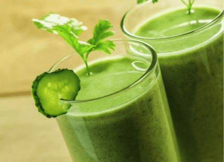 Frullati di cetriolo e sedano.