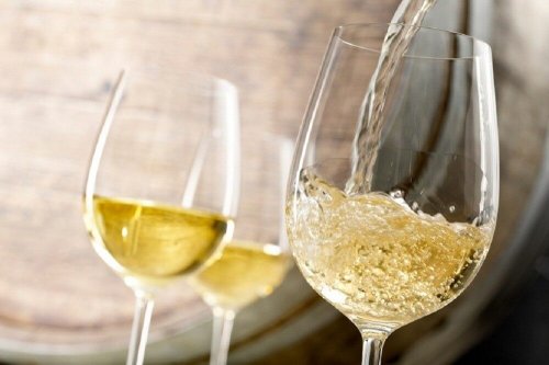 bevande per trattare l'anemia - vino bianco