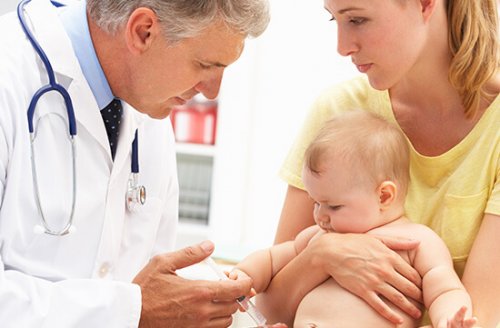 Pediatri sconsigliano di applicare  Vicks VapoRub ai neonati
