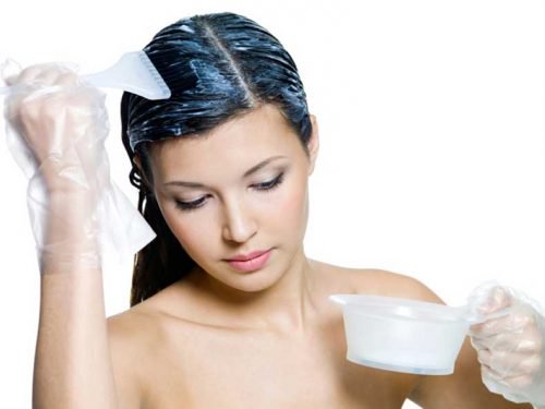 Trattamento per i capelli grassi con amido di mais