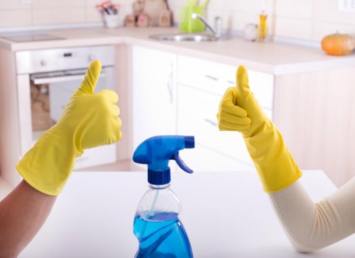 bagno di candeggina per infezione batterica della pelle