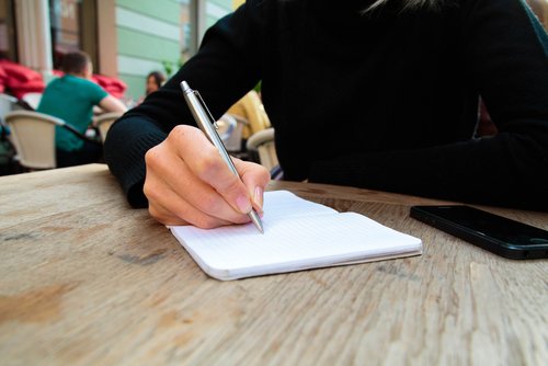 Decorazioni e dettagli nella grafia