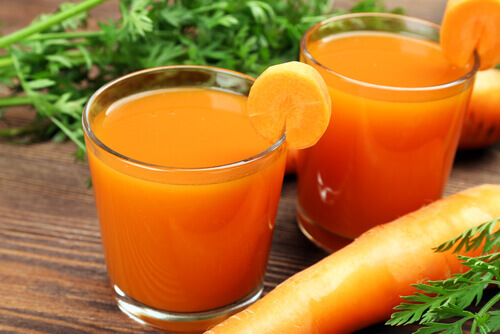 Succo di carote per depurare i reni