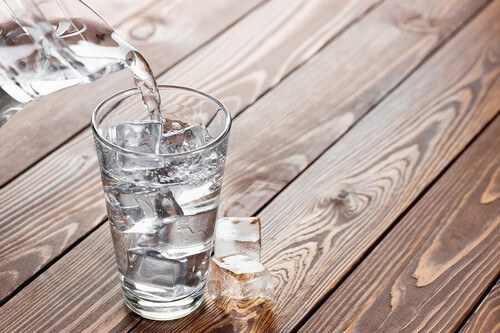Bicchiere di acqua
