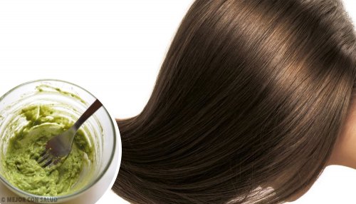 Maschera per prendersi cura dei capelli