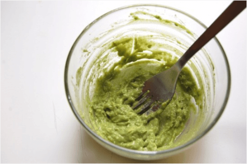 Maschera di avocado