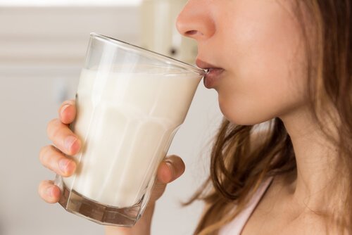 il latte caldo è ottimo per ridurre lo stress