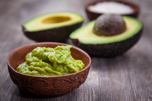 Maschera di olio di carote e avocado