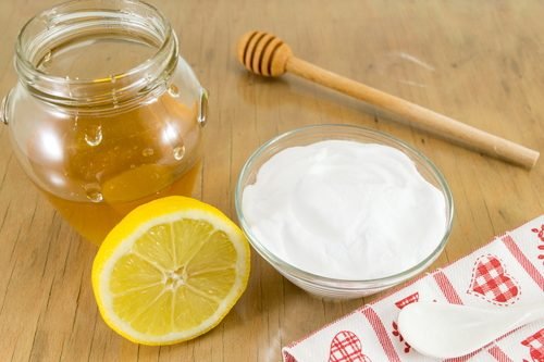 Trattamento con bicarbonato di sodio e miele