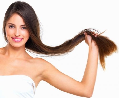 Trucchi per accelerare la crescita dei capelli