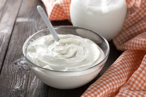 Yogurt bianco.