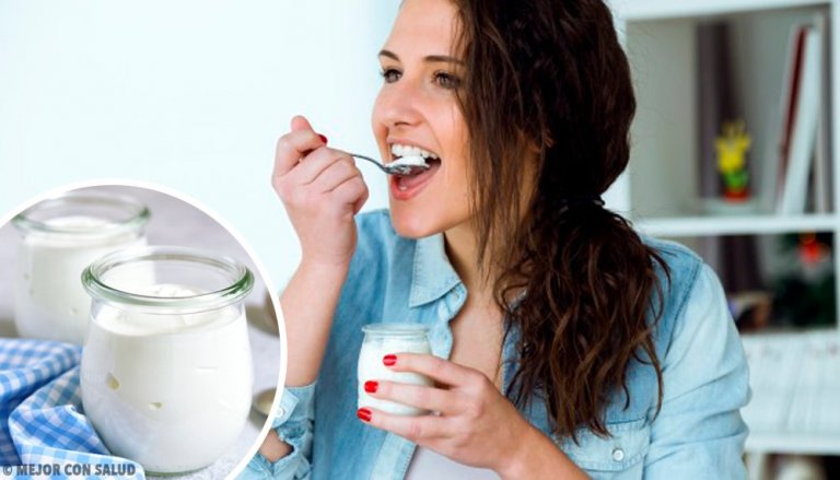 Lo yogurt greco, benefici e differenze con quello normale