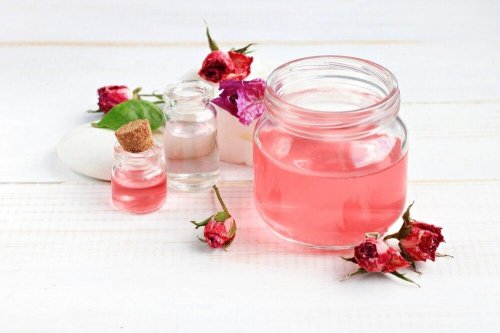 Acqua di rose