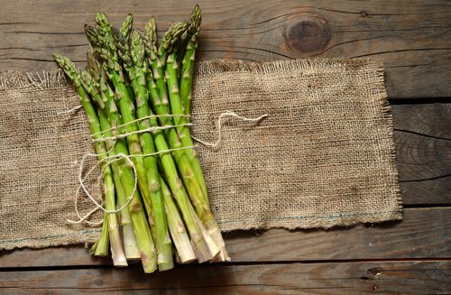Asparagi verdi