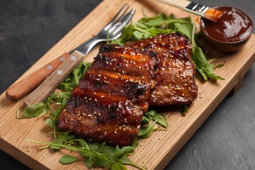 Costolette caramellate alla banana