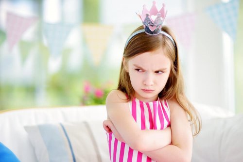 Bambina con sindrome del bambino viziato