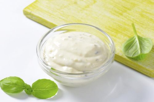 Salsa a base di aglio: 3 deliziose ricette