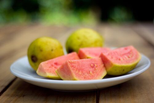 Guava a spicchi