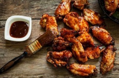 Alette in salsa barbecue: la ricetta per prepararle in casa