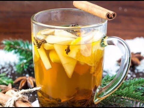 Acqua di ananas e cannella tra i rimedi naturali a base di ananas