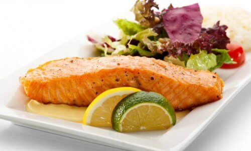 Delizioso salmone in salsa di limone