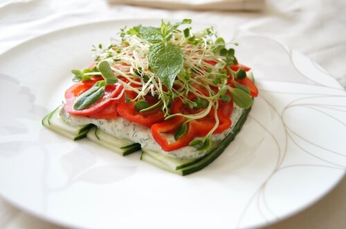Insalata con alfalfa