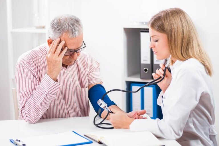 Ipotensione: come innalzare i valori in maniera sana?
