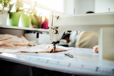 Diversi modi per riutilizzare i vestiti vecchi