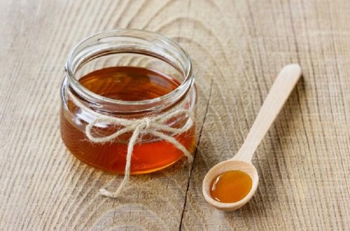 il miele è uno dei migliori antibiotici preventivi