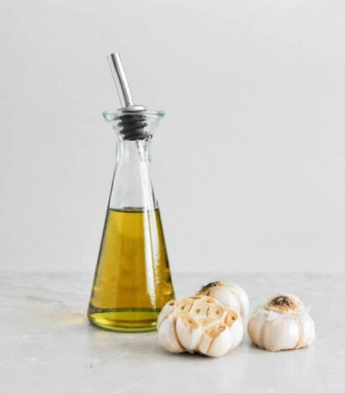 Olio all'aglio