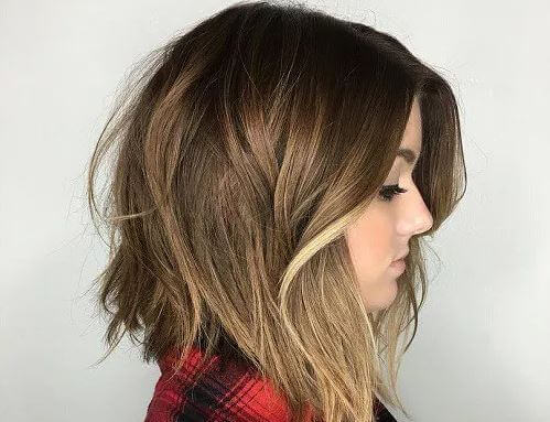 Taglio in stile long bob