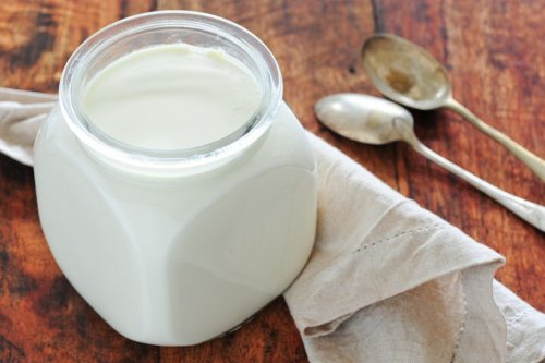 Yogurt bianco e alimentazione