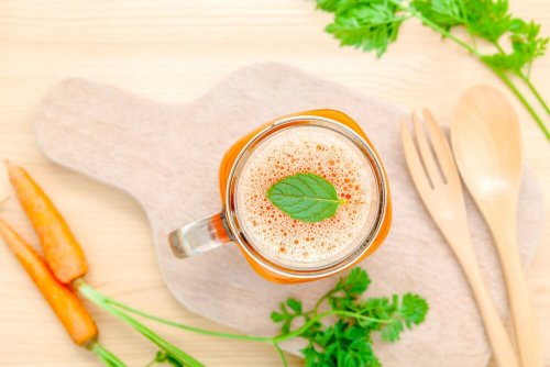 Centrifugato detox alle carote