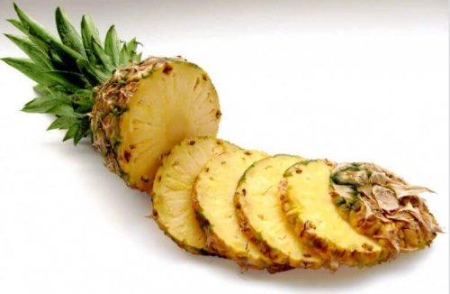 Ananas a fette i dolori articolari