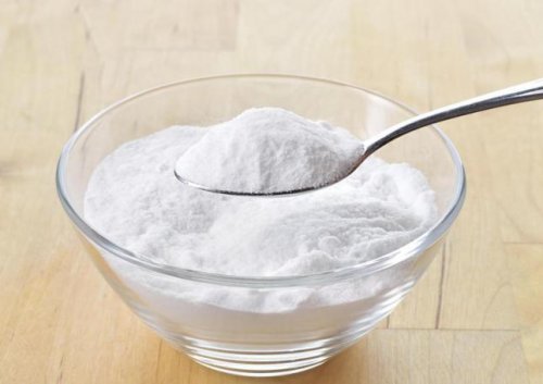 Cucchiaio con bicarbonato di sodio