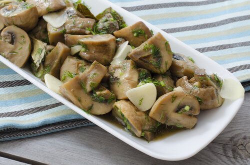 Champignon all'aglio