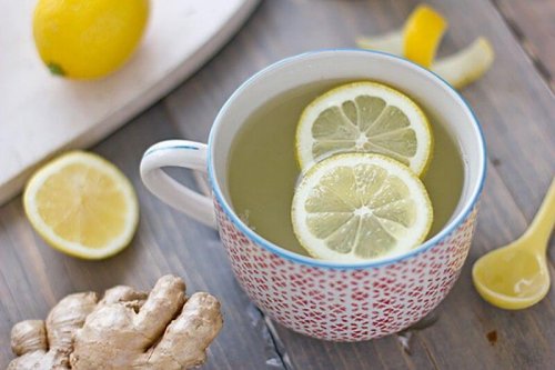 Bevanda di zenzero e limone