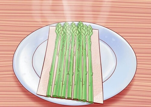 Gli asparagi: 6 motivi per mangiarli e come cucinarli