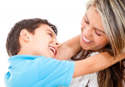 Madre figlio affettuosi