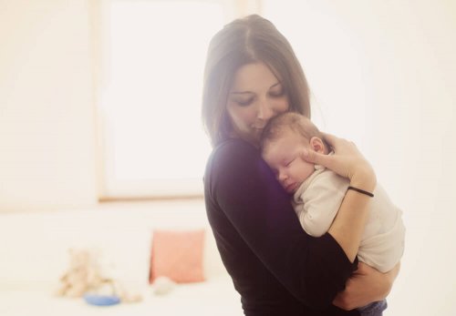 Madre con il suo bambino.