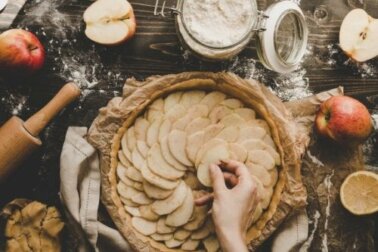 Torta di mele casereccia: 4 gustose varianti