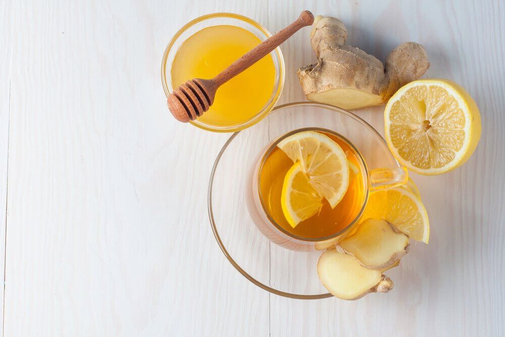 Zenzero, miele e limone per curare la tosse