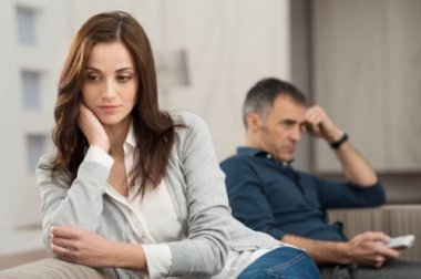 Rimuovere i graffi dagli occhiali con 6 trucchi - Vivere più sani
