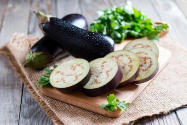 Melanzane impanate: ricetta semplice e gustosa