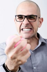 Combattere il bruxismo con 3 rimedi naturali
