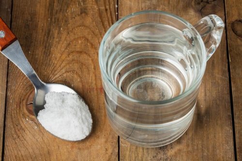 Bicarbonato e acqua ossigenata