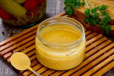 10 facili ricette di salse per insalate