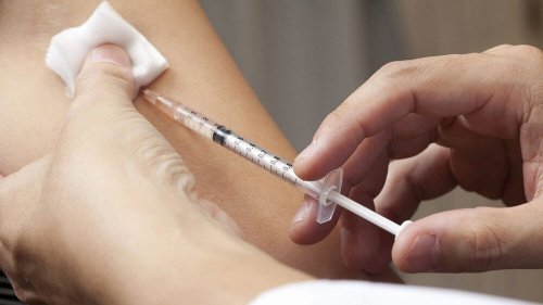Iniezione vaccino